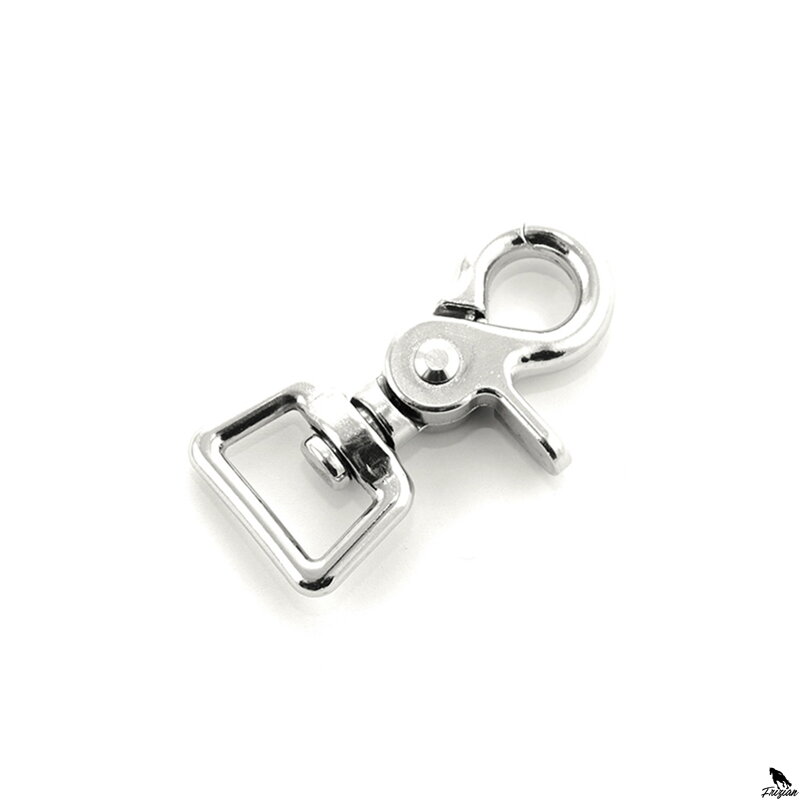 Karabina na otěže se čtvercovou komorou