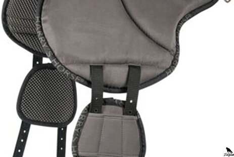 Bez kosterní sedla pro koně