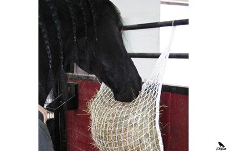 Sítě na seno pro koně